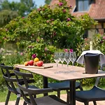 Restaurant Le Fiacre A Кен