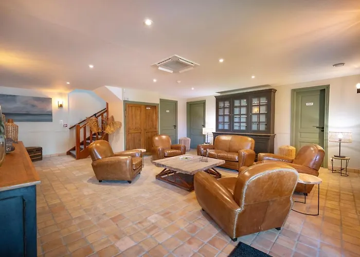 Hotel Restaurant Le Fiacre A Quend Plage 3*