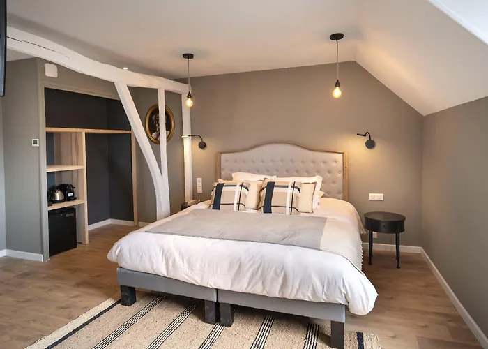 Hotel Restaurant Le Fiacre A Quend Plage Hotel 3*