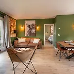 Restaurant Le Fiacre A 3* קאנד
