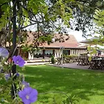 Restaurant Le Fiacre A Hotell 3*