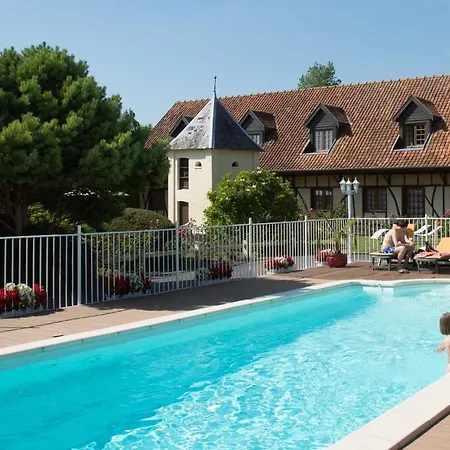 Restaurant Le Fiacre A Hotell
